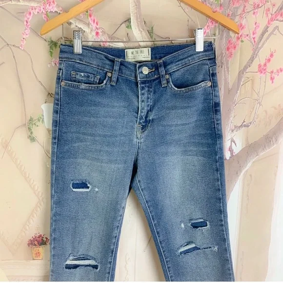 Free People Women’s About A Girl High Waist Skinny Jeans - Picture 4 of 12